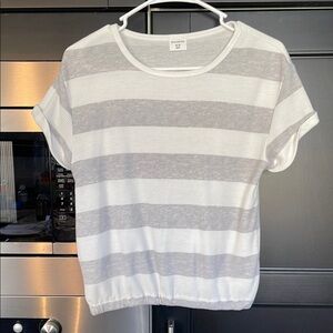 Abercrombie Kids White and Gray Cuffed Sleeve Boxy Tee 15/16